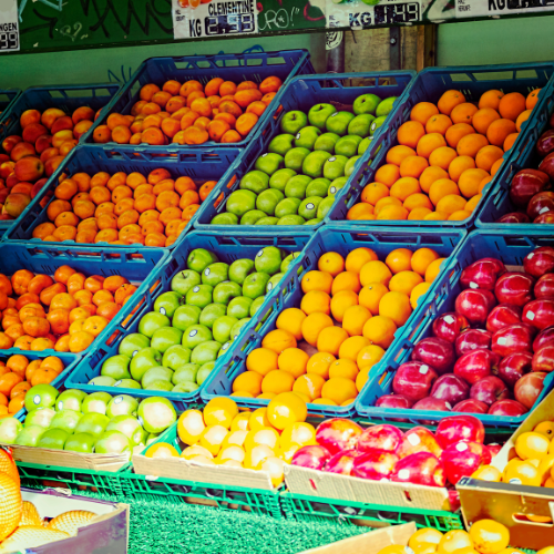 Branding, Comunicação e Marketing: o trio que sustenta MARCAS Branding, Comunicação e Marketing: o trio que sustenta MARCAS